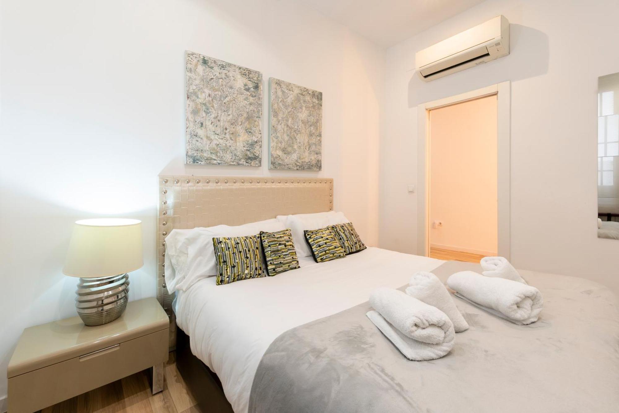 For You Rentals New Design Apartment Temporal Puerta Del Sol Pre10A Мадрид Экстерьер фото
